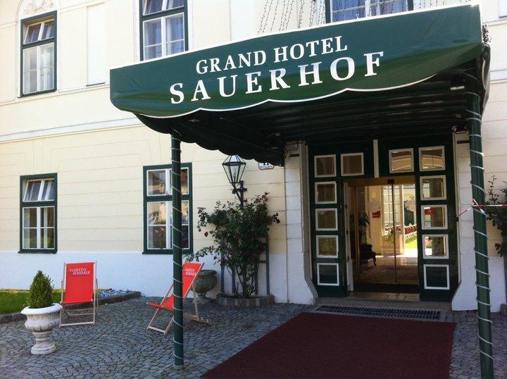 Hotel Sauerhof บาเดน ภายนอก รูปภาพ